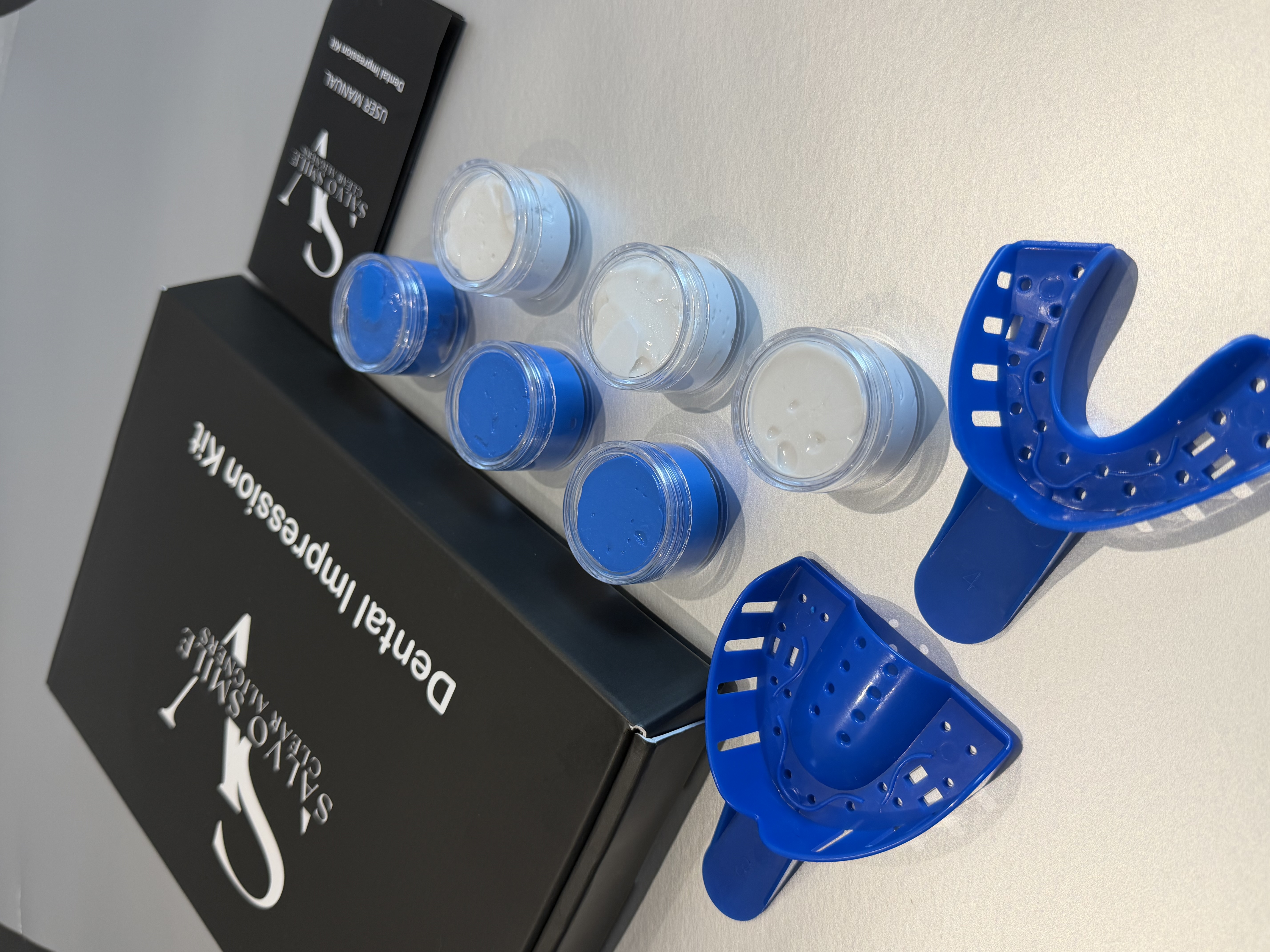 Salvo Smile Impression Kit